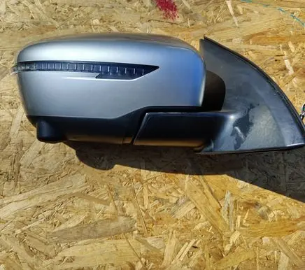 Nissan Qashqai Front door electric wing mirror 20805004