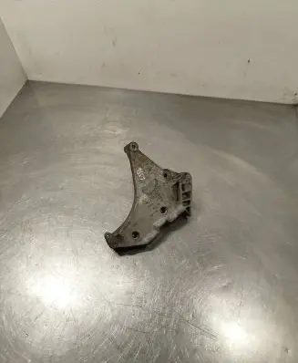 Volkswagen Caddy Engine mounting bracket 03L199207 KT6112V120 1S19CJ3