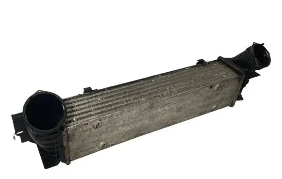 BMW 1 E81 E87 Intercooler radiator 7798788