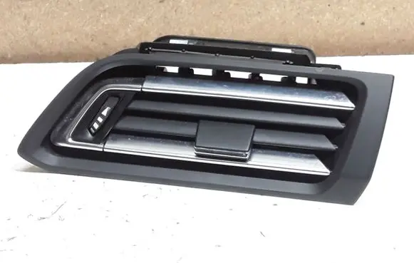 Peugeot 308 Dashboard side air vent grill/cover trim 96778766