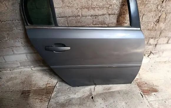 Opel Signum Rear door