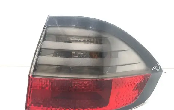 Rear/tail lights