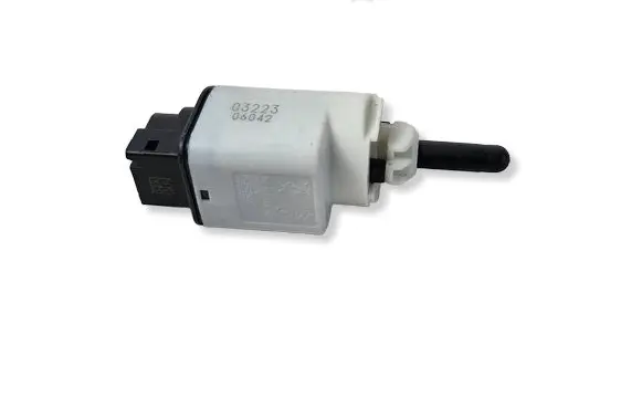 Opel Corsa F Brake pedal sensor switch 9813503180 21800V