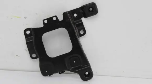 Ford C-MAX II Air filter cleaner box bracket assembly 