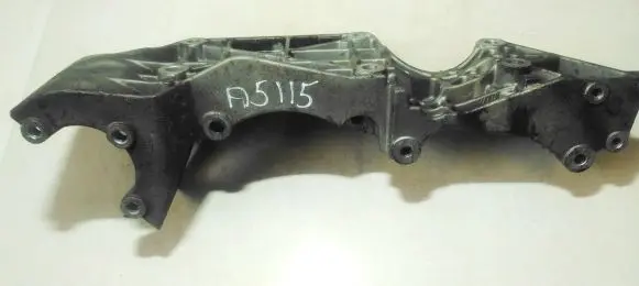 Audi A3 S3 8L Engine mounting bracket 06a903143p