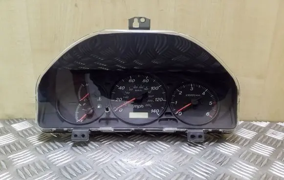 Mazda Premacy Speedometer (instrument cluster)