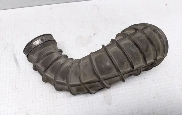 Volvo S60 Air intake hose/pipe