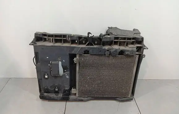 Peugeot 207 Radiator support slam panel