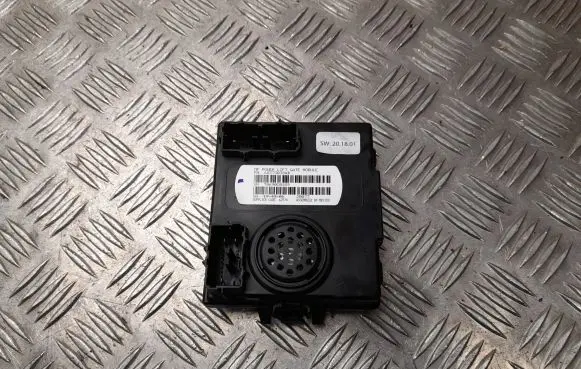 Jeep Compass Tailgate/trunk control unit/module 68373038AB