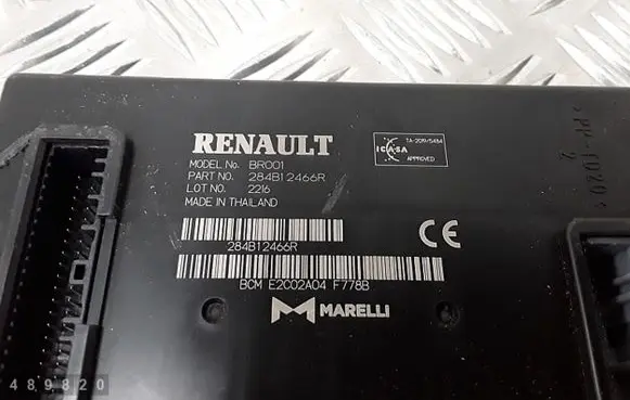 Nissan Primastar Engine control unit/module 284B12466R