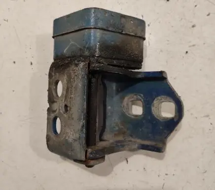 Renault Megane II Front door lower hinge 