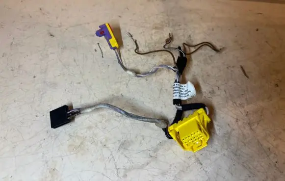 Skoda Superb B8 (3V) Airbag squib ring wiring 3V0971584A 5E0971584A