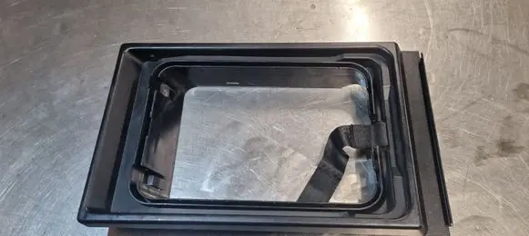 BMW 5 E39 Rear seat armrest 8197840