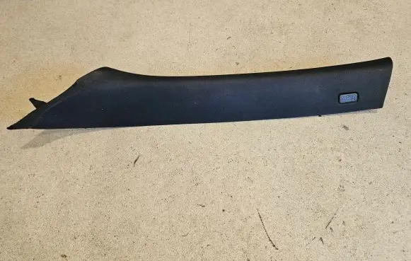 BMW X5 E70 (A) pillar trim 7129749