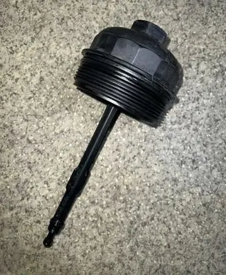 BMW 7 E38 Oil filter cover 2246171 8686255