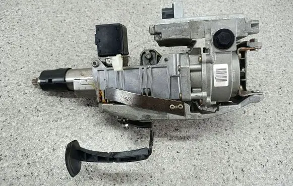 Renault Megane II Steering wheel axle