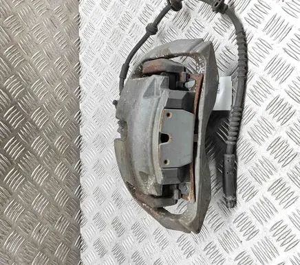 BMW 6 F12 F13 Front brake caliper 7846702