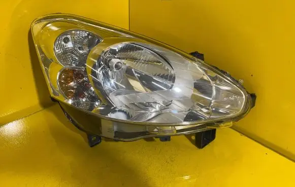 Peugeot Partner Headlight/headlamp 90013222