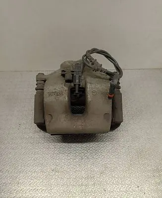 Mercedes-Benz C W204 Front brake caliper 4848