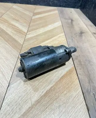 Mercedes-Benz CLS C219 Starter motor 