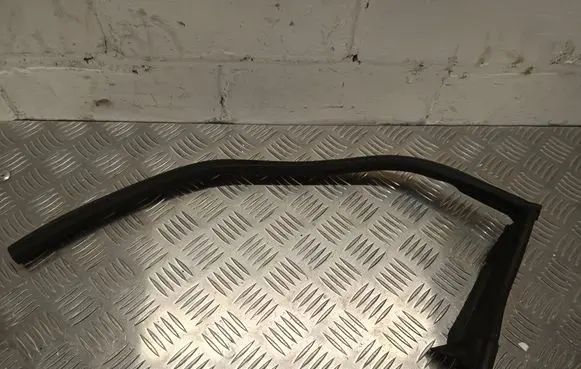 Mercedes-Benz E W212 Engine compartment rubber A2126280098