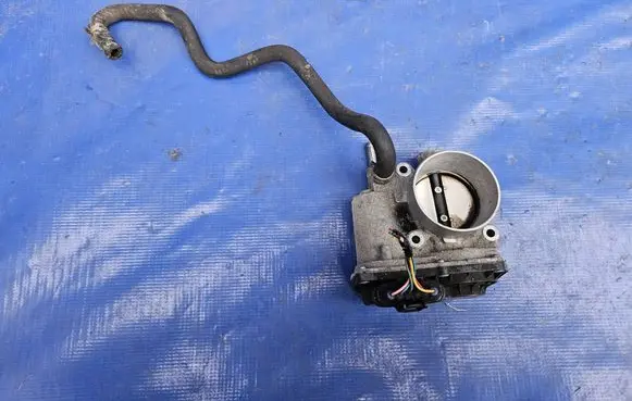 Toyota Prius (XW30) Electric throttle body valve 22030-37060