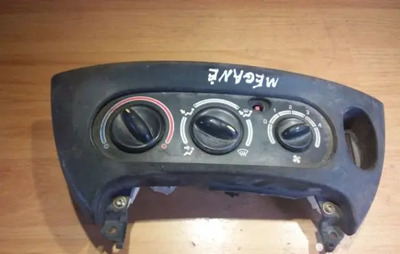 Renault Megane I Climate control unit 655738N