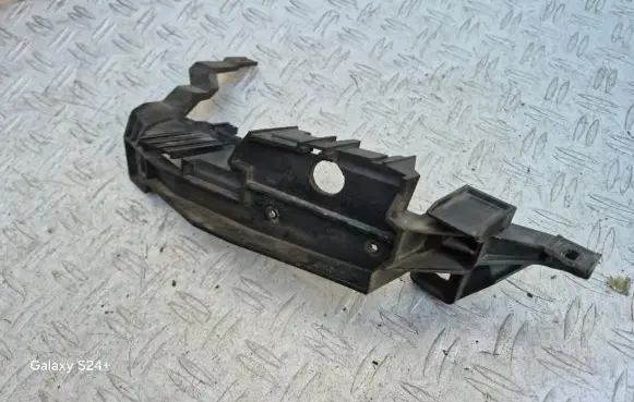 Land Rover Range Rover L322 Headlight/headlamp mounting bracket 1301329336