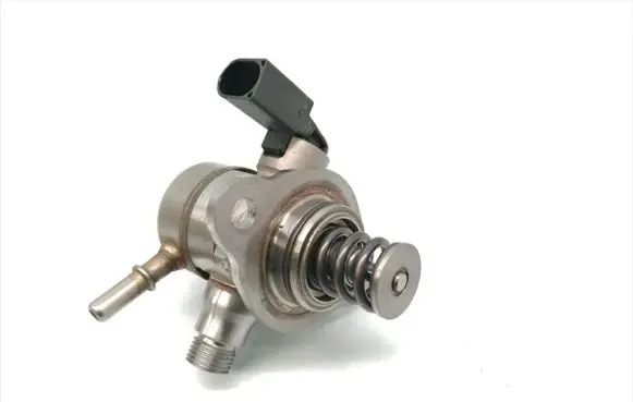 Skoda Octavia Mk3 (5E) Fuel injection high pressure pump 05E127027