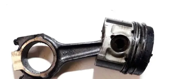 Ford Mondeo MK II Piston with connecting rod s89ff