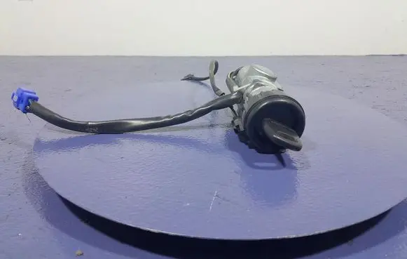 Subaru Forester SF Ignition lock 