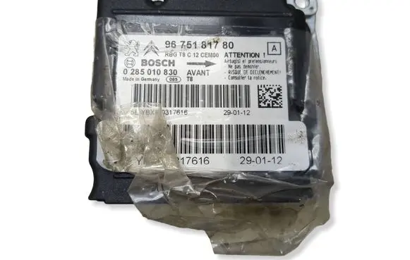 Peugeot 3008 II Airbag control unit/module 9675181780 0285010830