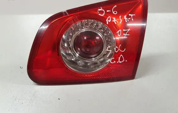 Volkswagen PASSAT B6 Tailgate rear/tail lights 272002 9945094A 27448002