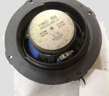 Hyundai Santa Fe Rear door speaker 963002B110