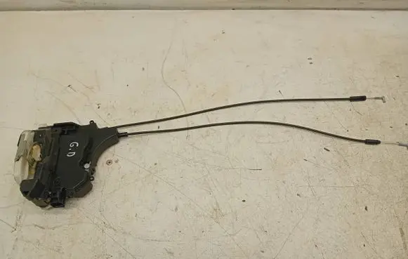 Mitsubishi Lancer VIII Rear door lock
