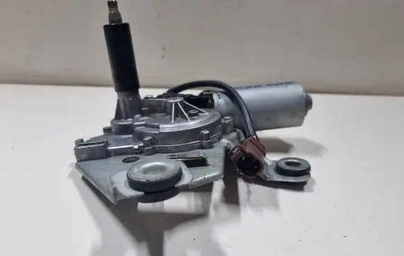 Peugeot 406 Rear window wiper motor 0390201556