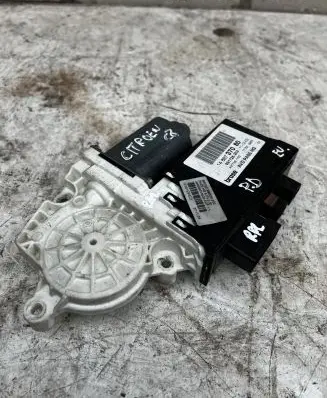Citroen C8 Front door window regulator motor 1488737080 991728203