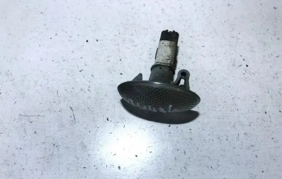 Citroen Xsara Picasso Front fender indicator light