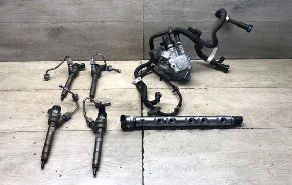 BMW 3 F30 F35 F31 Fuel injection system set 0445010517 7810696