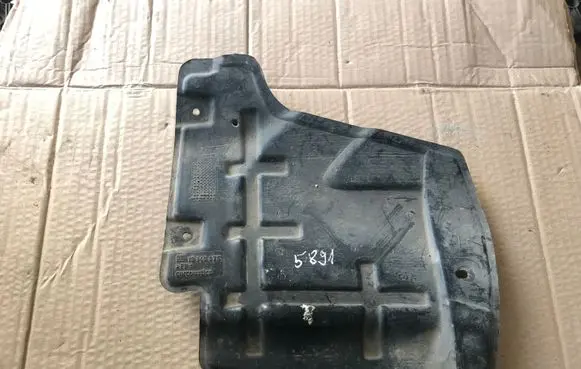 Opel Vectra C Engine splash shield/under tray 13140975