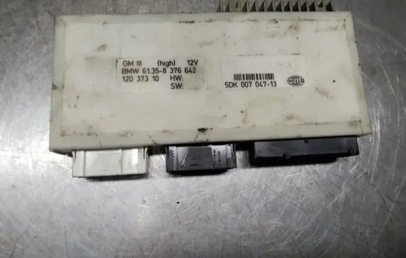 BMW 5 E39 Comfort/convenience module 6135836642 5DK00704713