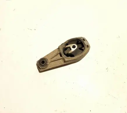 Engine mount bracket