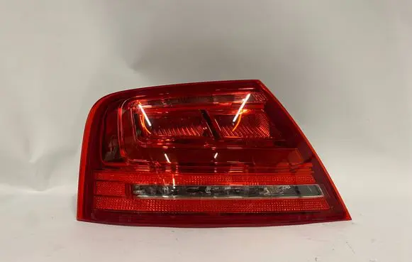 Audi A8 S8 D4 4H Rear/tail lights 4H0945095