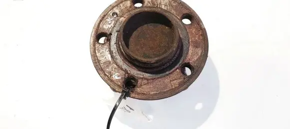 Volvo S60 Rear wheel hub
