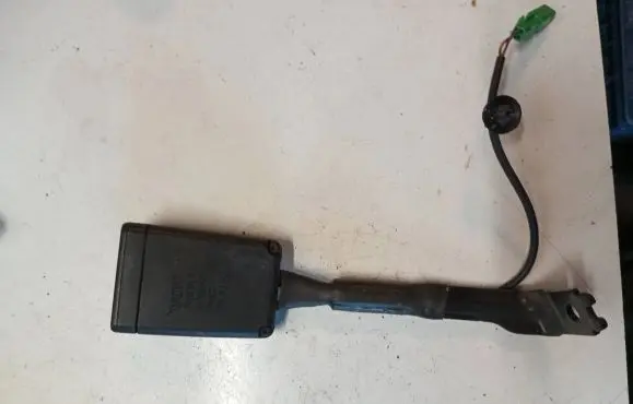 Volvo XC40 Front seatbelt buckle 31462805 20200804 S8CCD