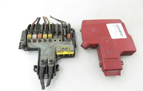 Citroen C4 Grand Picasso Battery relay fuse 9662914580