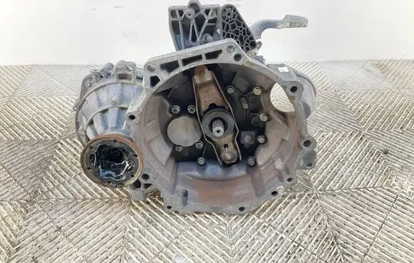 Volkswagen Golf Sportsvan Manual 5 speed gearbox MWW