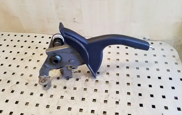 KIA Rio Handbrake/parking brake lever assembly