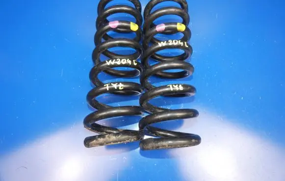 Mercedes-Benz C AMG W204 Rear coil spring
