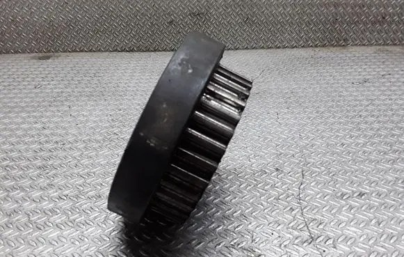 Volkswagen II LT Fuel pump gear (pulley) 